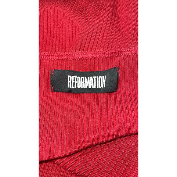 Reformation Red Ribbed Scoop Neck Long Sleeve Shirt    Size: S - Picture 4 of 5